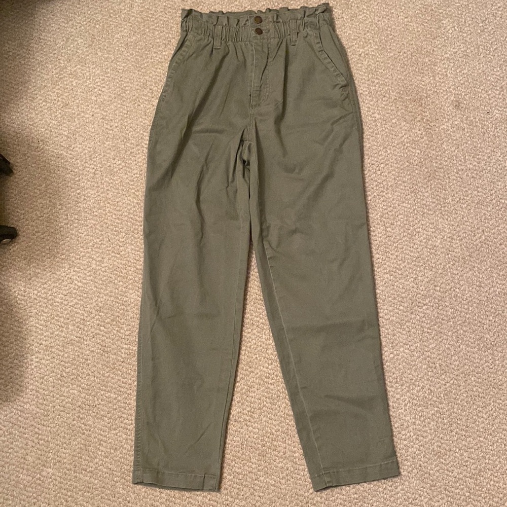 Universal Thread Chinos